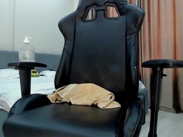 mikkylovely live cam on BongaCams