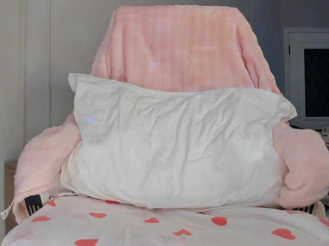 mikkylovely live cam on BongaCams