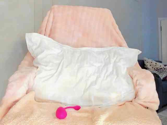 mikkylovely webcam