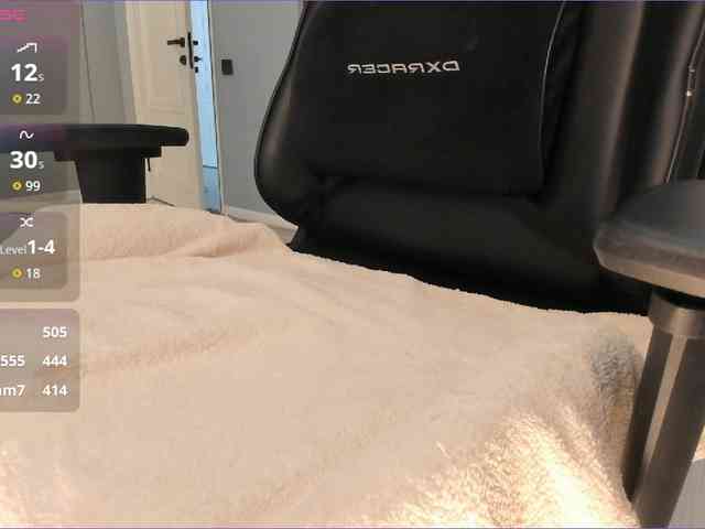 mikkylovely webcam