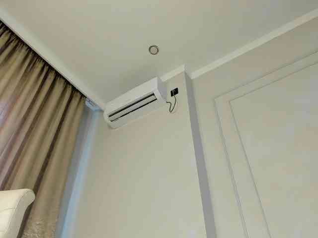 mikkylovely webcam