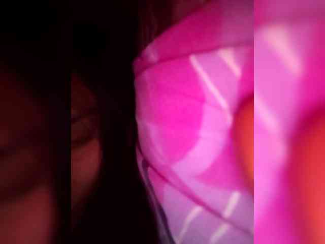 BlackWhite2000 webcam