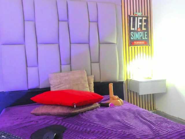 marladaze live cam on BongaCams