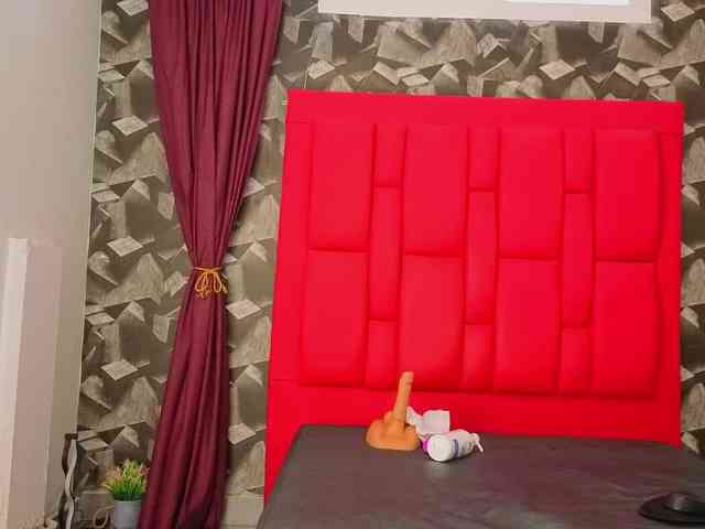 marladaze Live Webcam on BongaCams