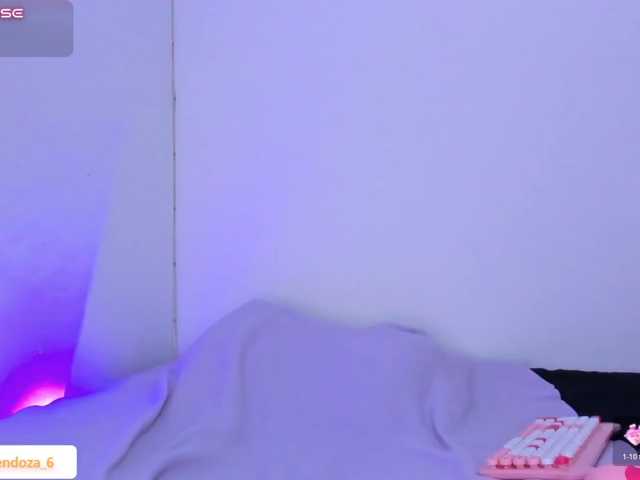 MaddyMendozax live cam on BongaCams