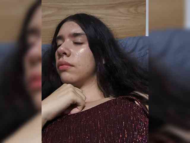 MaddyMendozax webcam