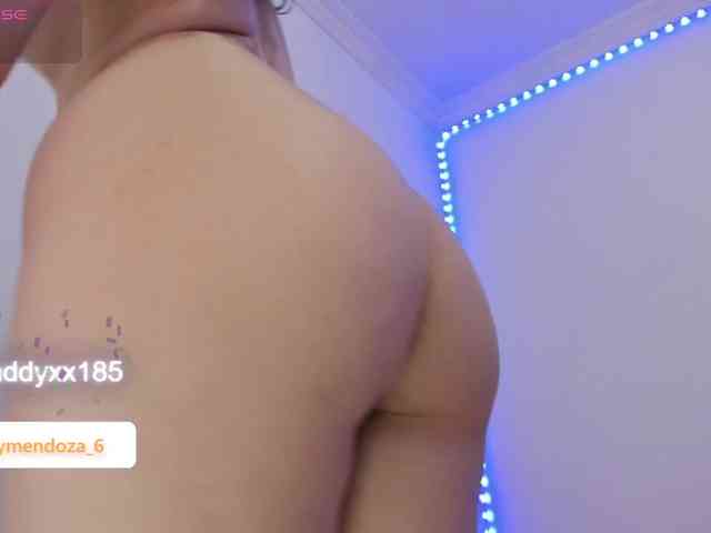 MaddyMendozax webcam