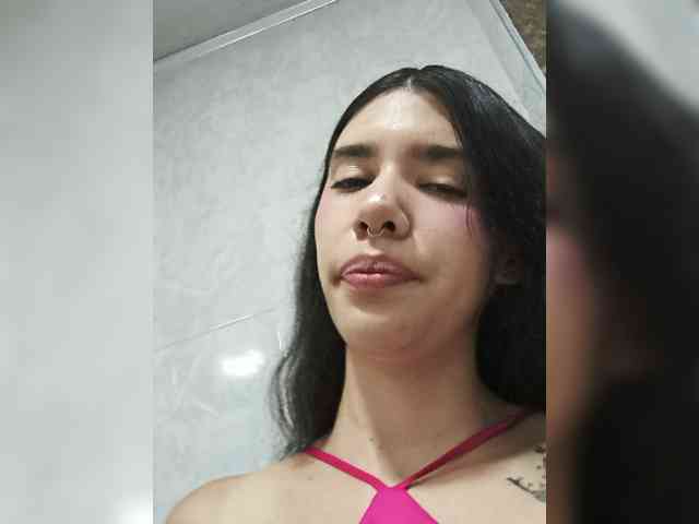 MaddyMendozax webcam