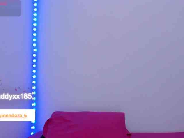 MaddyMendozax webcam