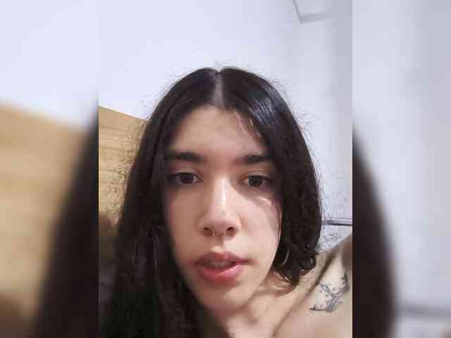 MaddyMendozax webcam