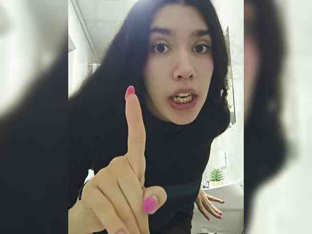 MaddyMendozax webcam