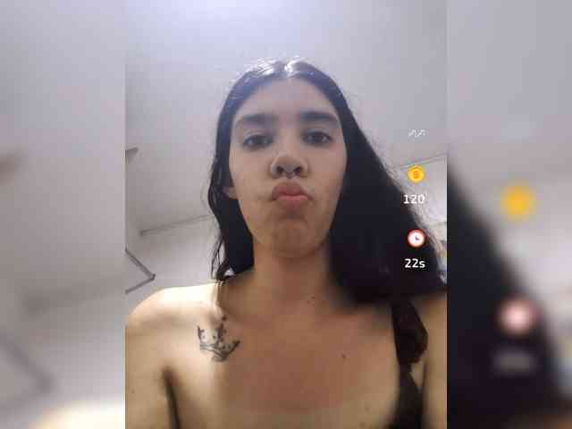 MaddyMendozax webcam