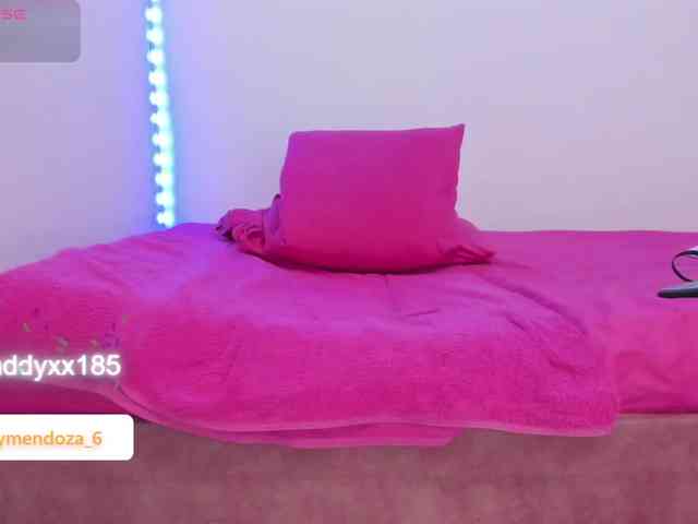 MaddyMendozax webcam