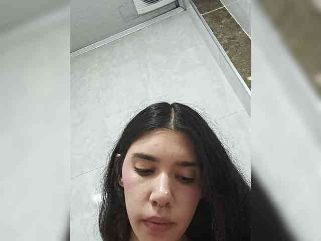 MaddyMendozax webcam