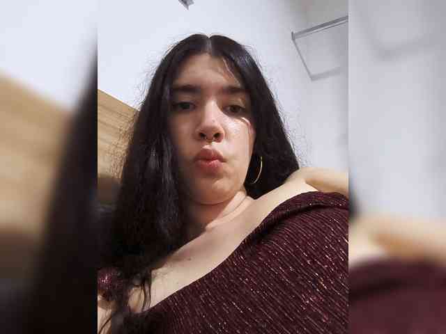 MaddyMendozax webcam