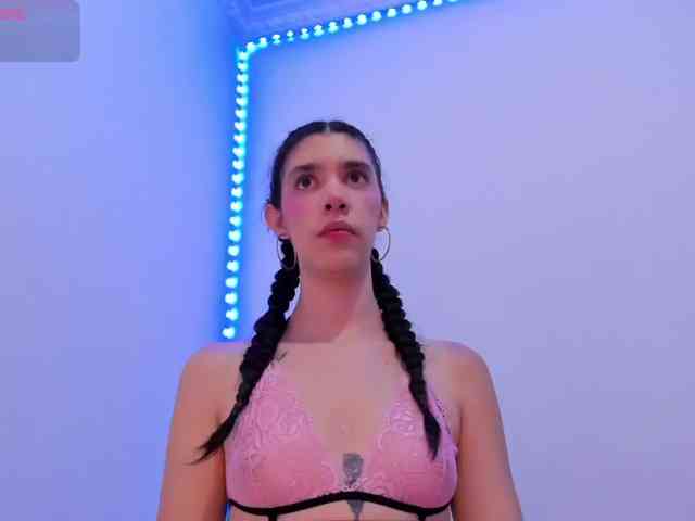 MaddyMendozax webcam