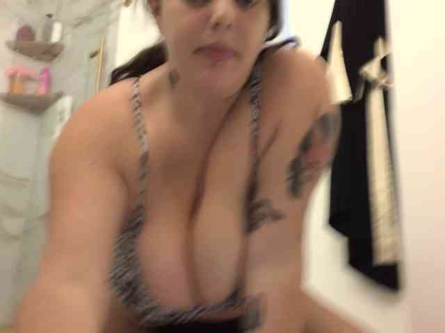 Alexisss69 webcam