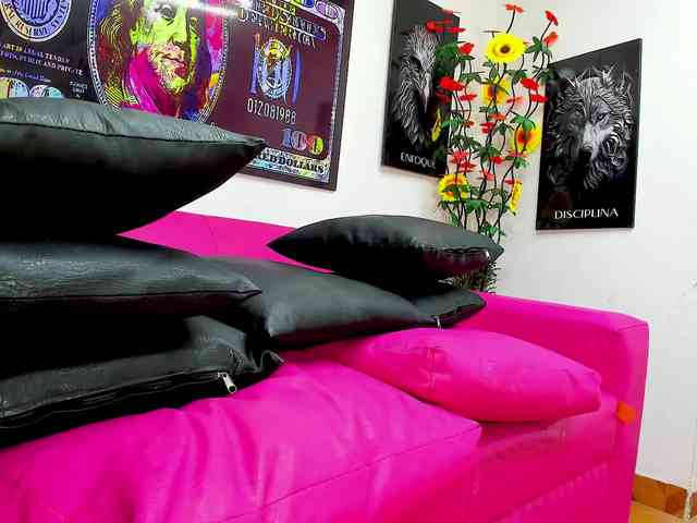 Modelo: hardsexnomercy2