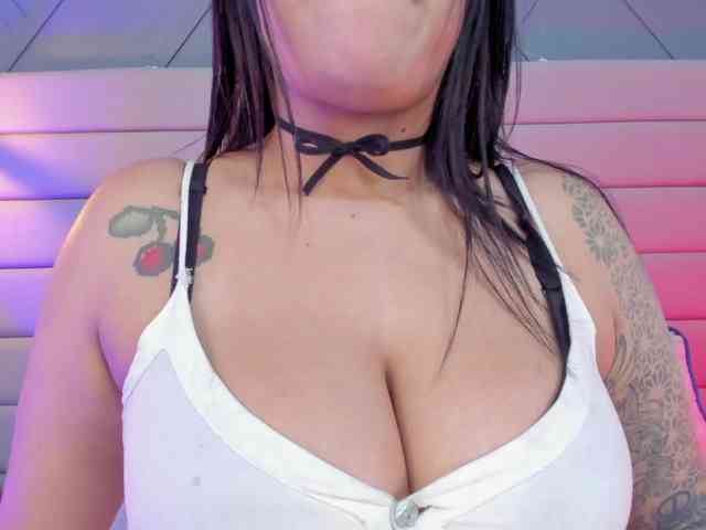 Cherry-Blooms webcam