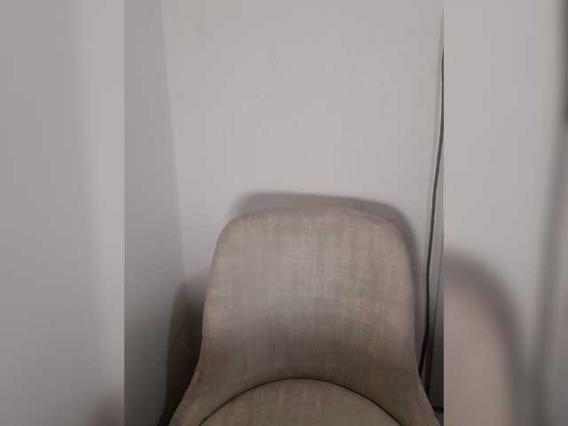 liahsuenos live cam preview