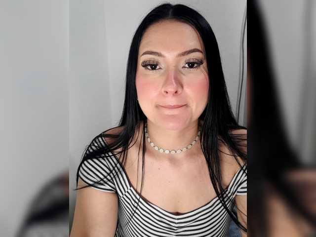 liahsuenos live cam on BongaCams