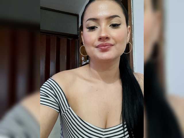 liahsuenos live cam on BongaCams
