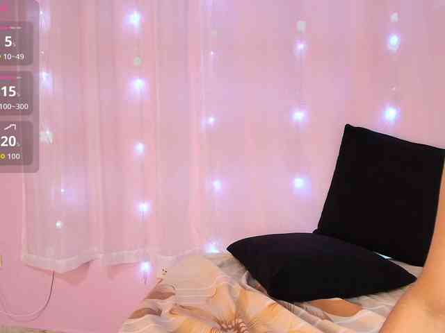 NiinaParker webcam