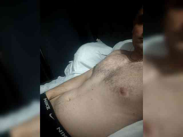 Royal-flush32 Sex Cam Show