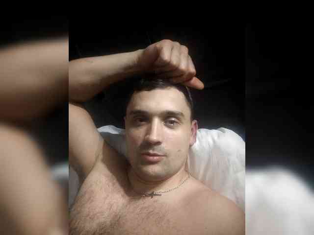 Royal-flush32 Sex Cam Show