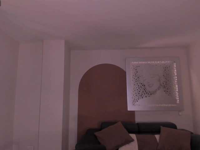 DemiNova live cam on BongaCams