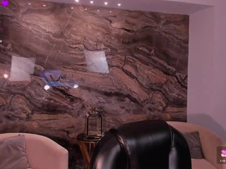 KyomiVelvet Porn Show