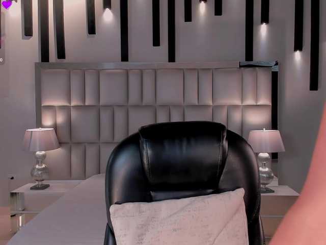 kyomivelvet live sex show