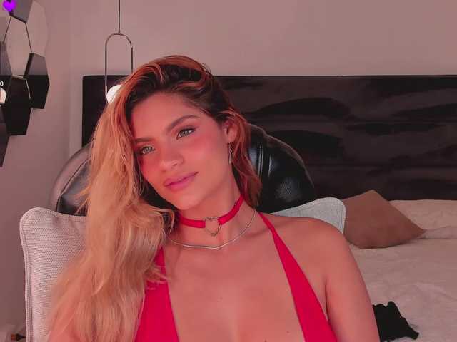 KyomiVelvet live cam on BongaCams