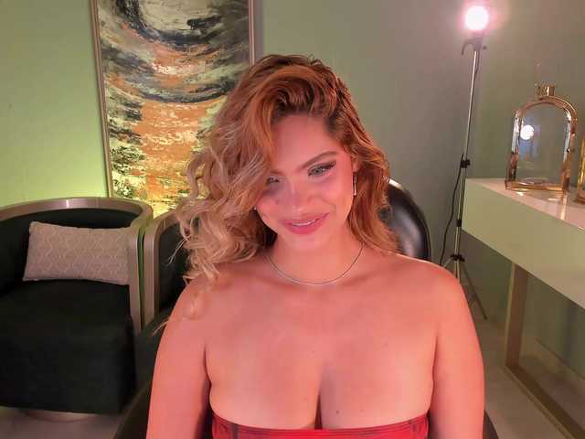 KyomiVelvet live cam on BongaCams