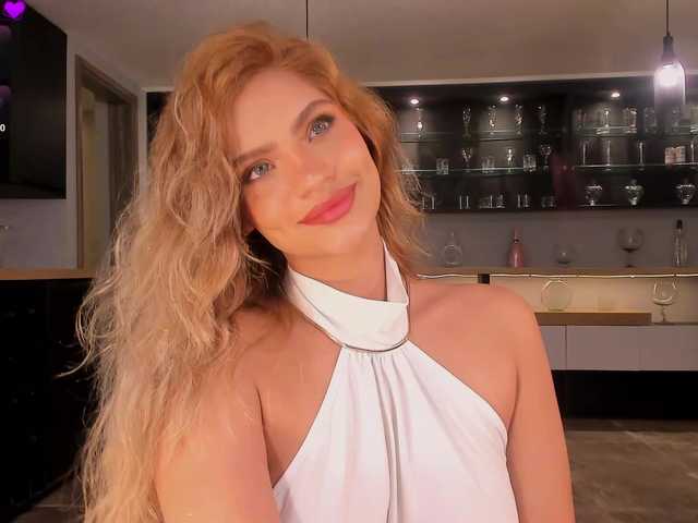 KyomiVelvet live cam on BongaCams