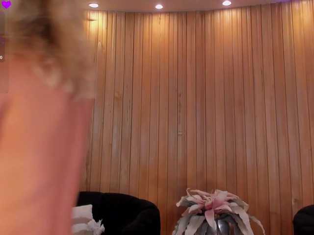 KyomiVelvet's BongaCams show and profile