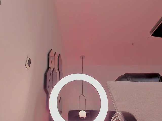 KyomiVelvet live cam on BongaCams