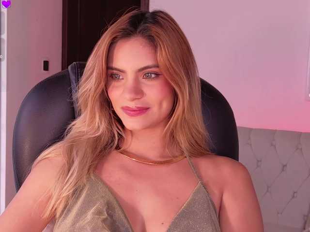 KyomiVelvet live cam on BongaCams