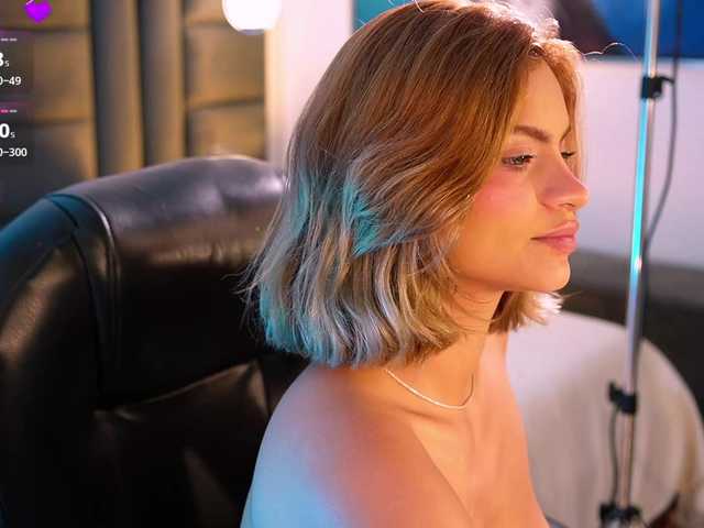 KyomiVelvet live cam on BongaCams
