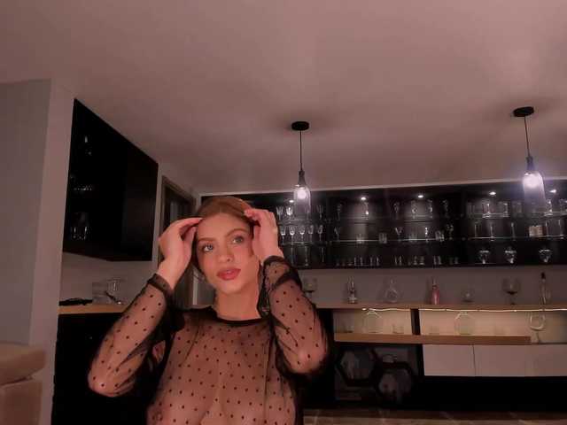 KyomiVelvet live cam on BongaCams