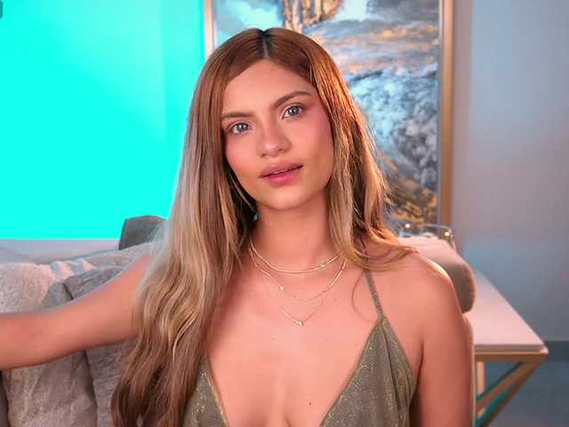 KyomiVelvet live cam on BongaCams