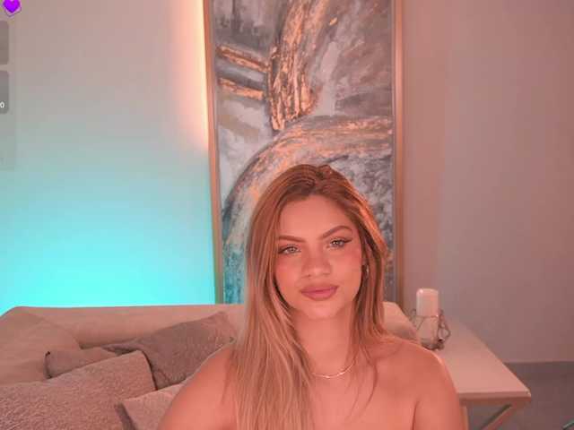 kyomivelvet live sex show