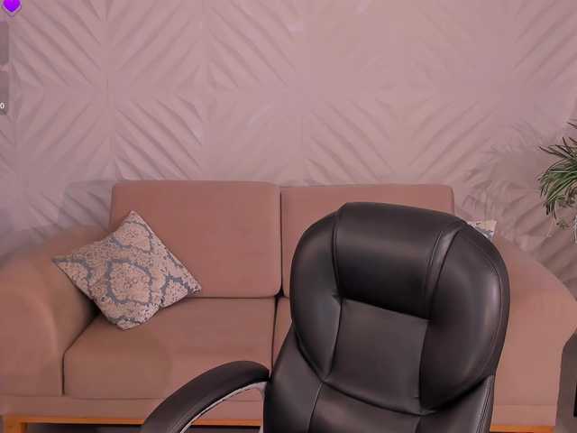KyomiVelvet live cam on UnifiedCams