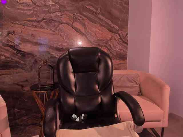 KyomiVelvet webcam