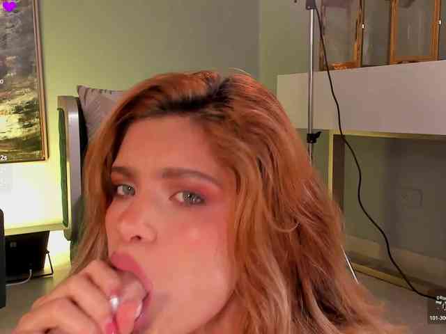 KyomiVelvet webcam