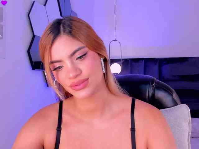 KyomiVelvet webcam