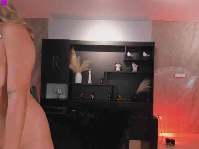 KyomiVelvet webcam