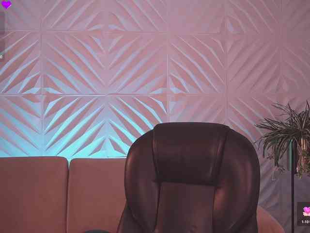 KyomiVelvet webcam