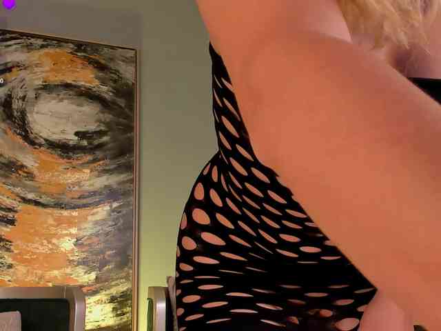 KyomiVelvet webcam