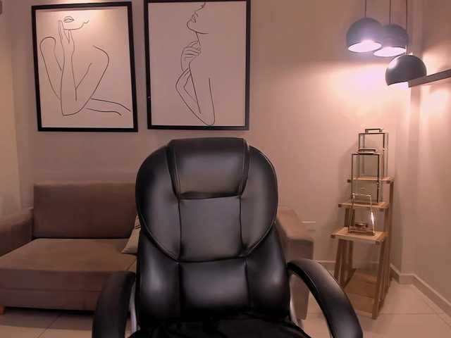 ScarlettRose live cam on BongaCams